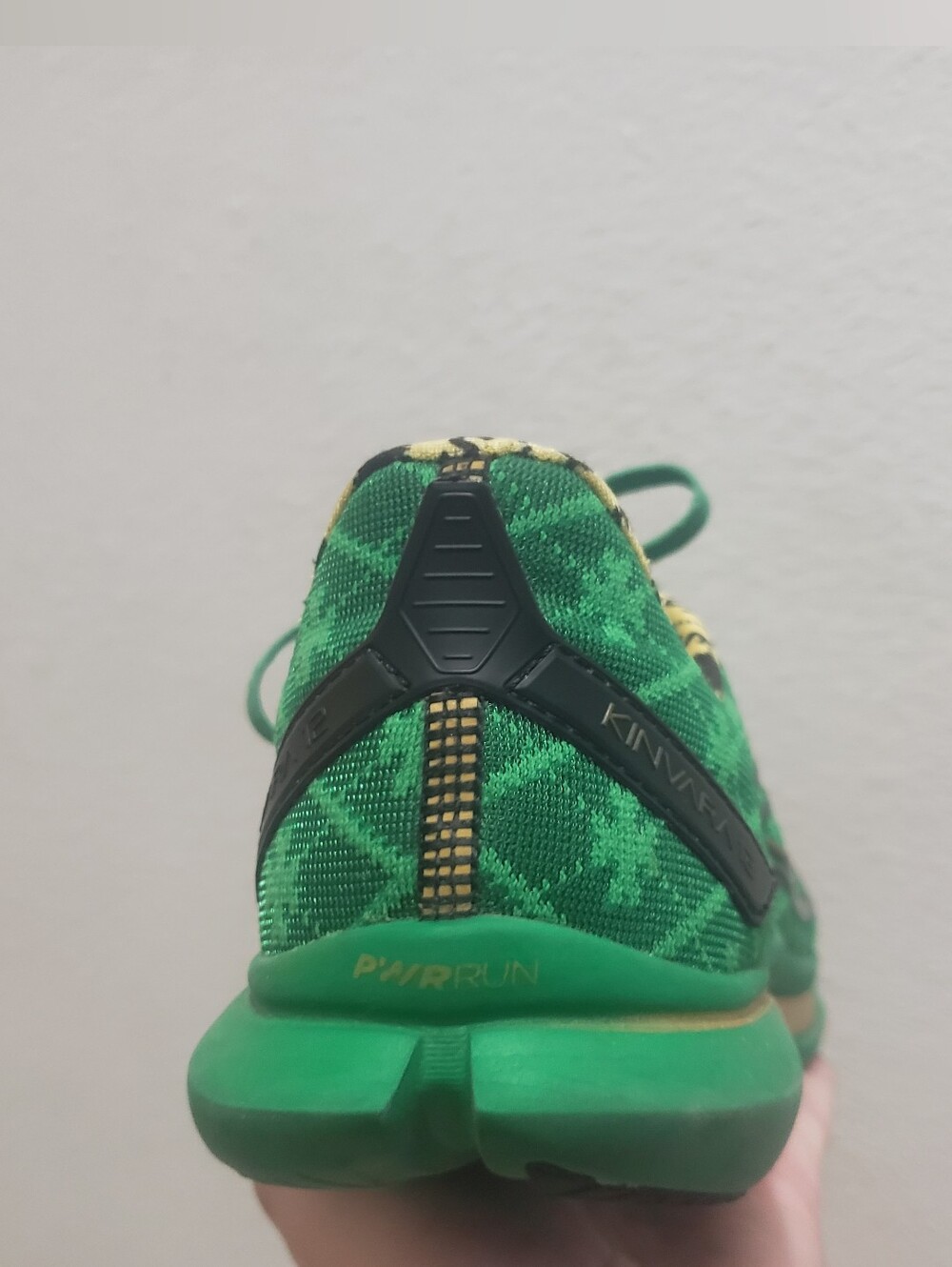 Women | Asics Shoes - Picture 3 of 11